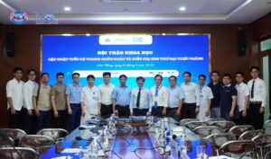 Dr. Quach Van Kien - Deputy Head of the Department of Digestive Surgery, Viet Duc Friendship Hospital presented the content: Overview of minimally invasive surgery to treat colorectal cancer at present and future trends.